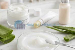 VASELINE (White Petroleum Jelly)